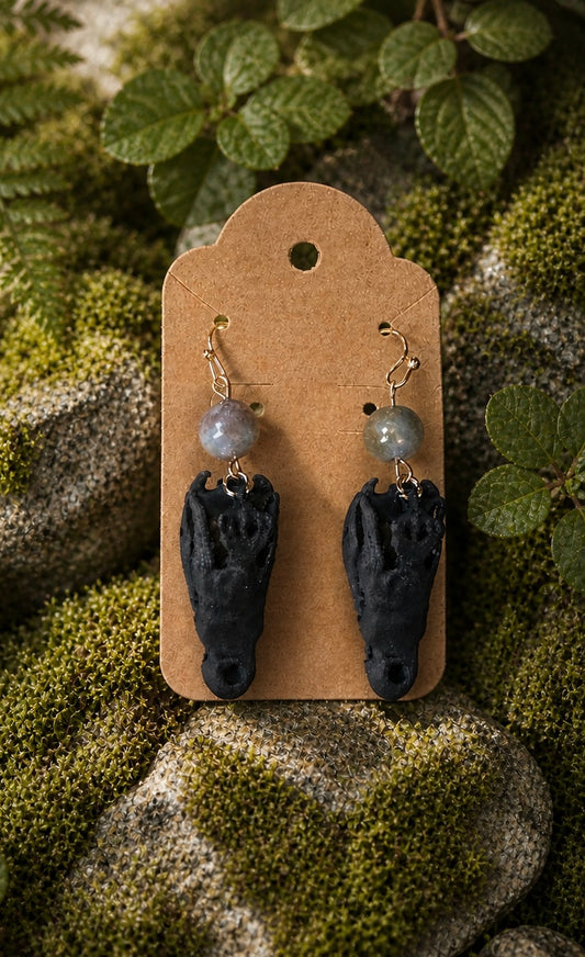 Alligator Skull with Agate Stone Beads